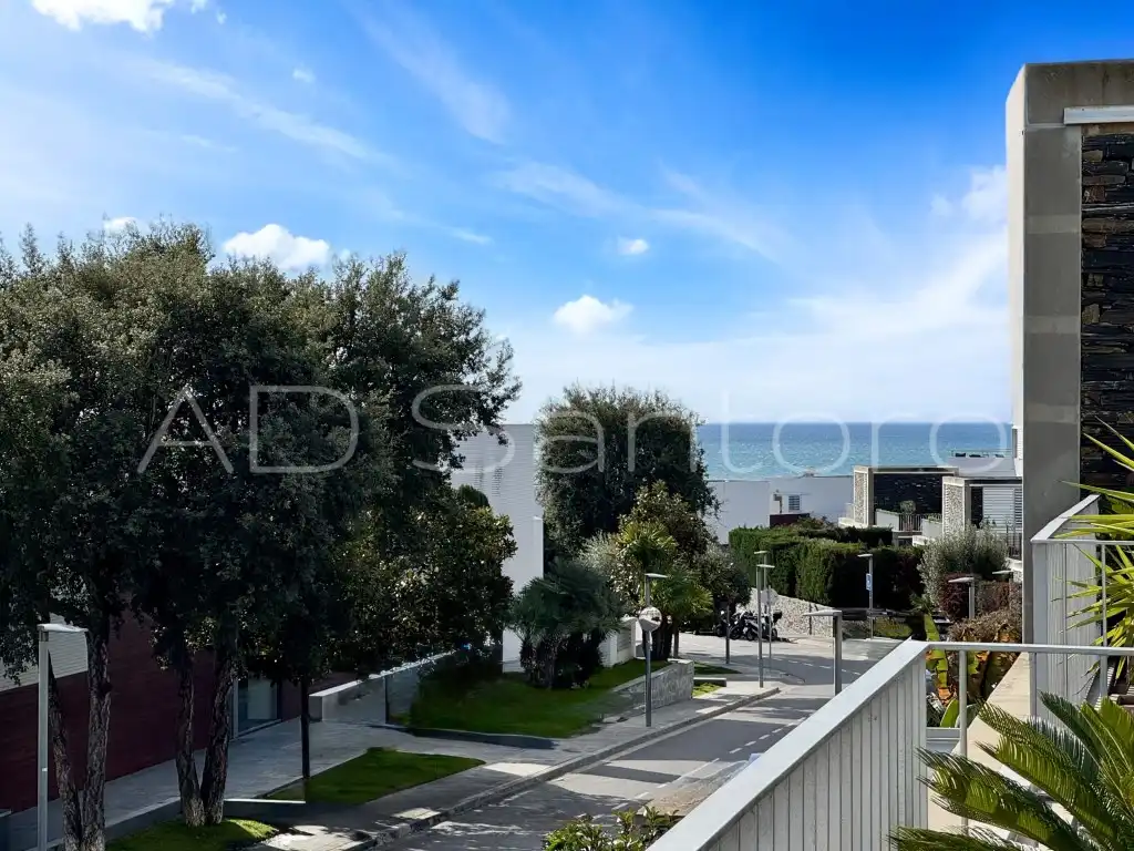Vista exterior de Dúplex en venta en Sant Pere de Ribes