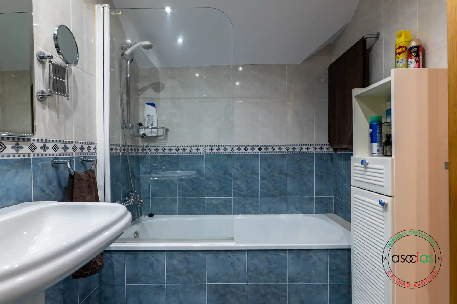 Baño de Piso en venta en Gijón  con Calefacción, Parquet y Trastero