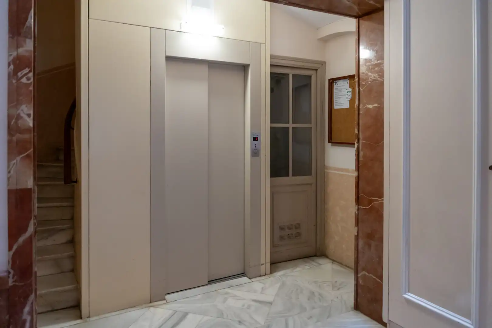 Appartement avec ascenseur à louer à Mestral, imagen 26