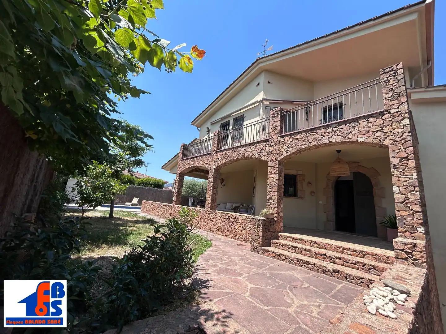 Vista exterior de Casa o chalet en venta en Sant Esteve de Palautordera con Aire acondicionado, Calefacción y Jardín privado