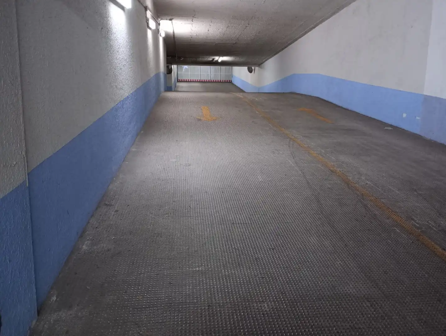 Parkplatz von Garage zur Miete in Valencia