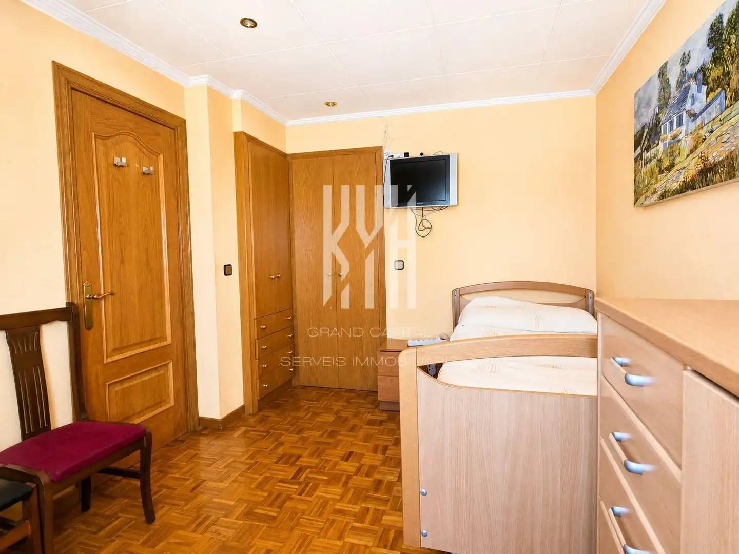 Bedroom of Attic for sale in Girona  with Air Conditioner, Heating and Balcony
