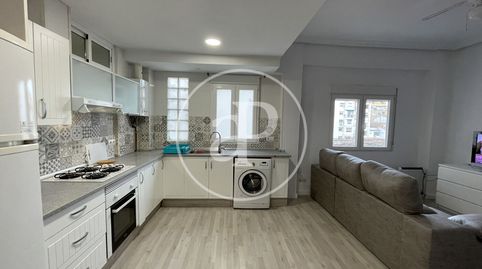 Foto 3 de Piso de alquiler en Carrer del Pintor Navarro Llorens, Arrancapins, Valencia Capital