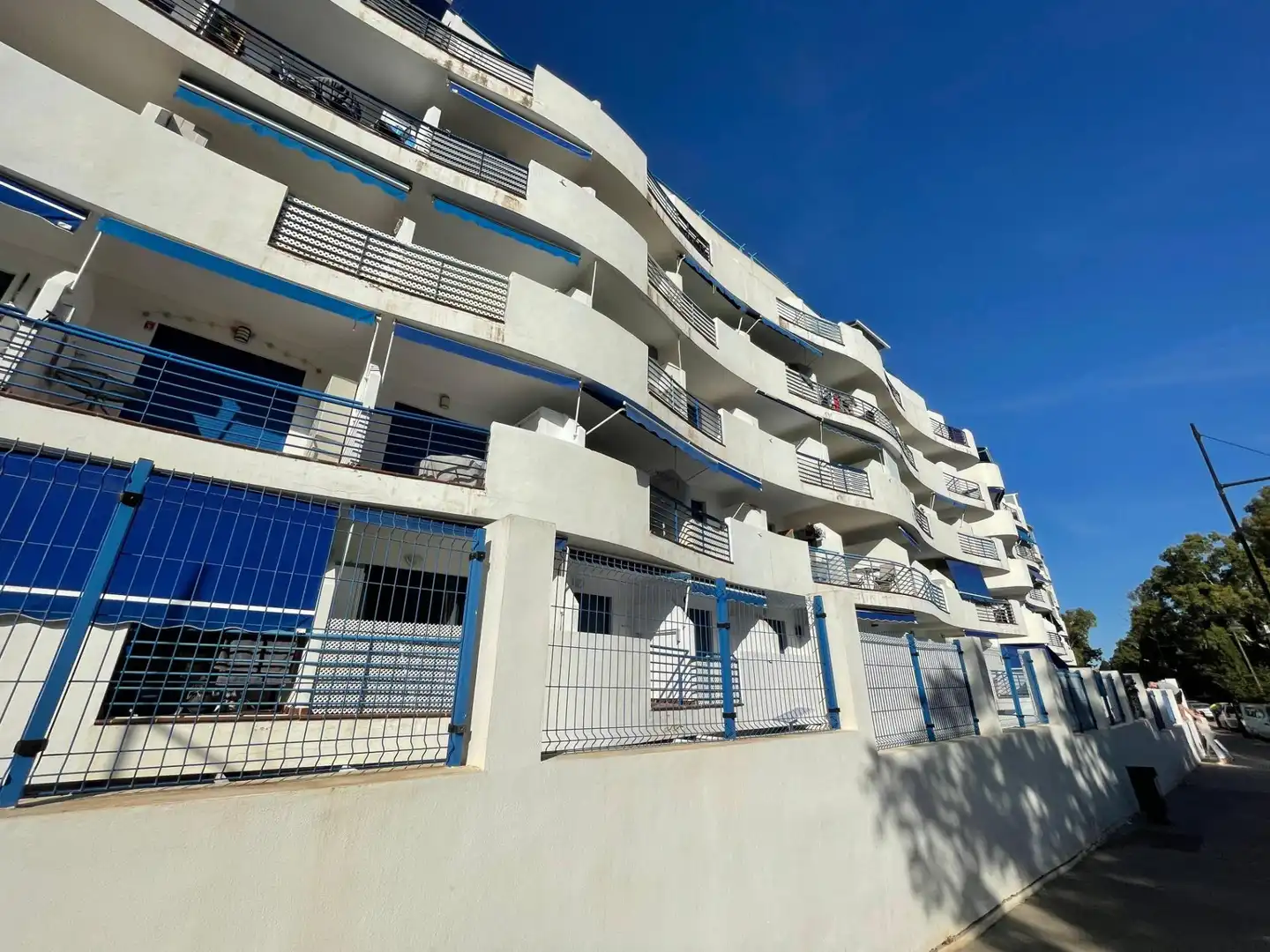 Vista exterior de Apartamento en venta en Benalmádena con Aire acondicionado, Calefacción y Terraza