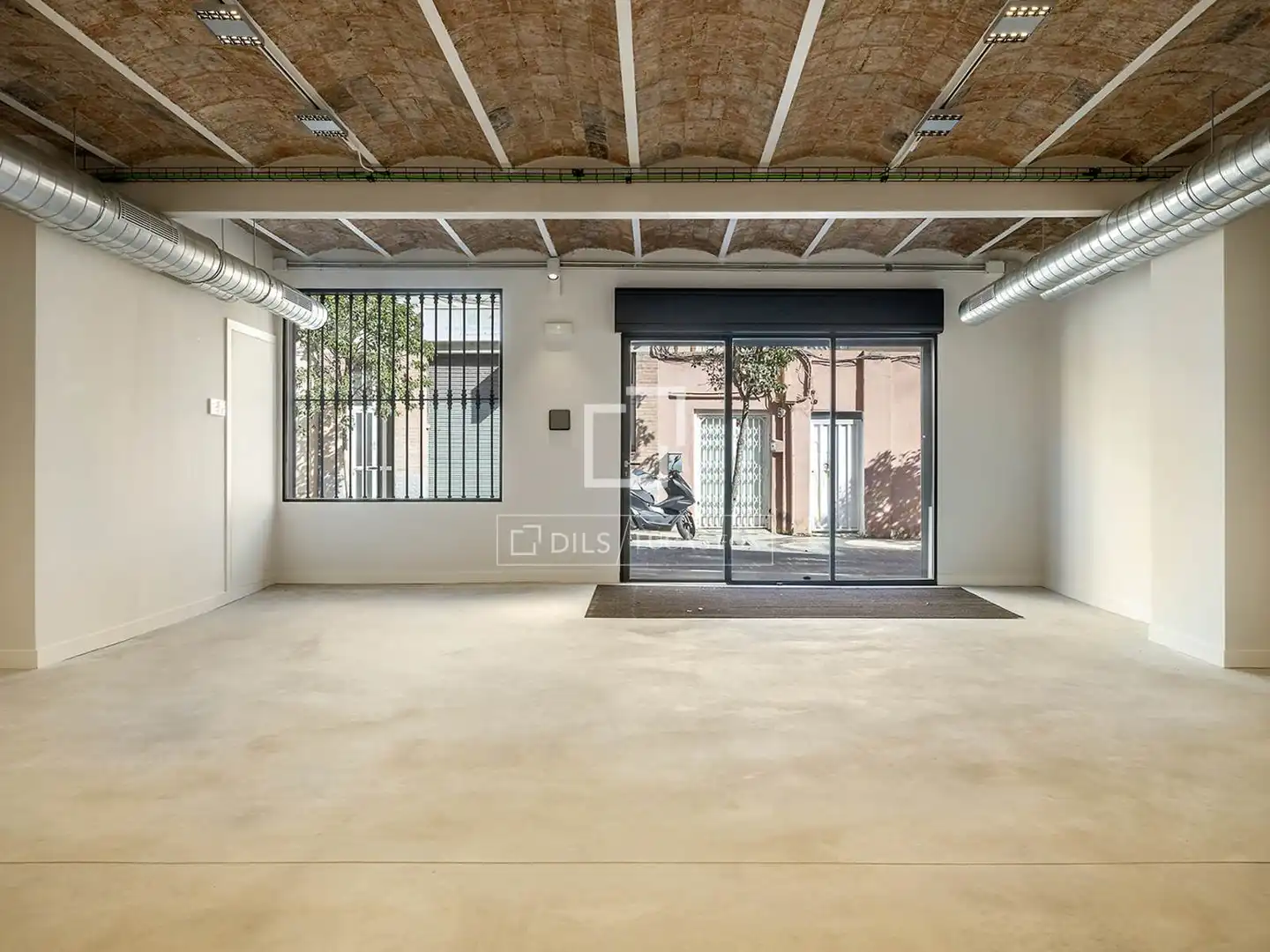 Loft zum Verkauf in Barcelona mit Klimaanlage und Heizung