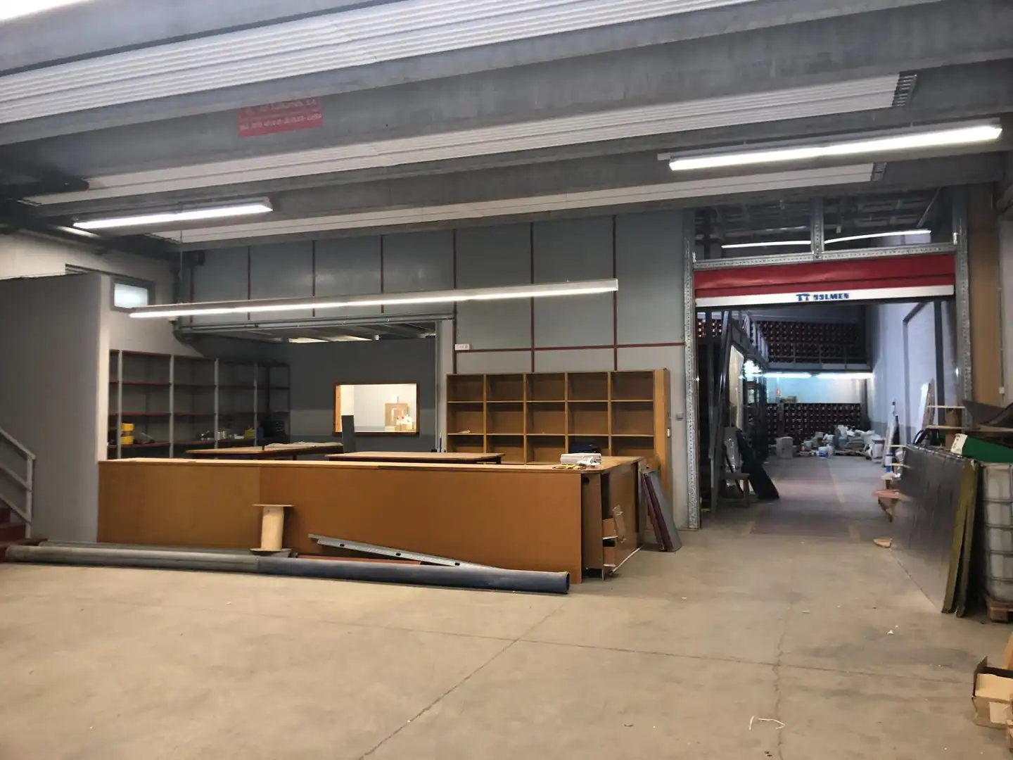 Nau industrial en venda en Abrera