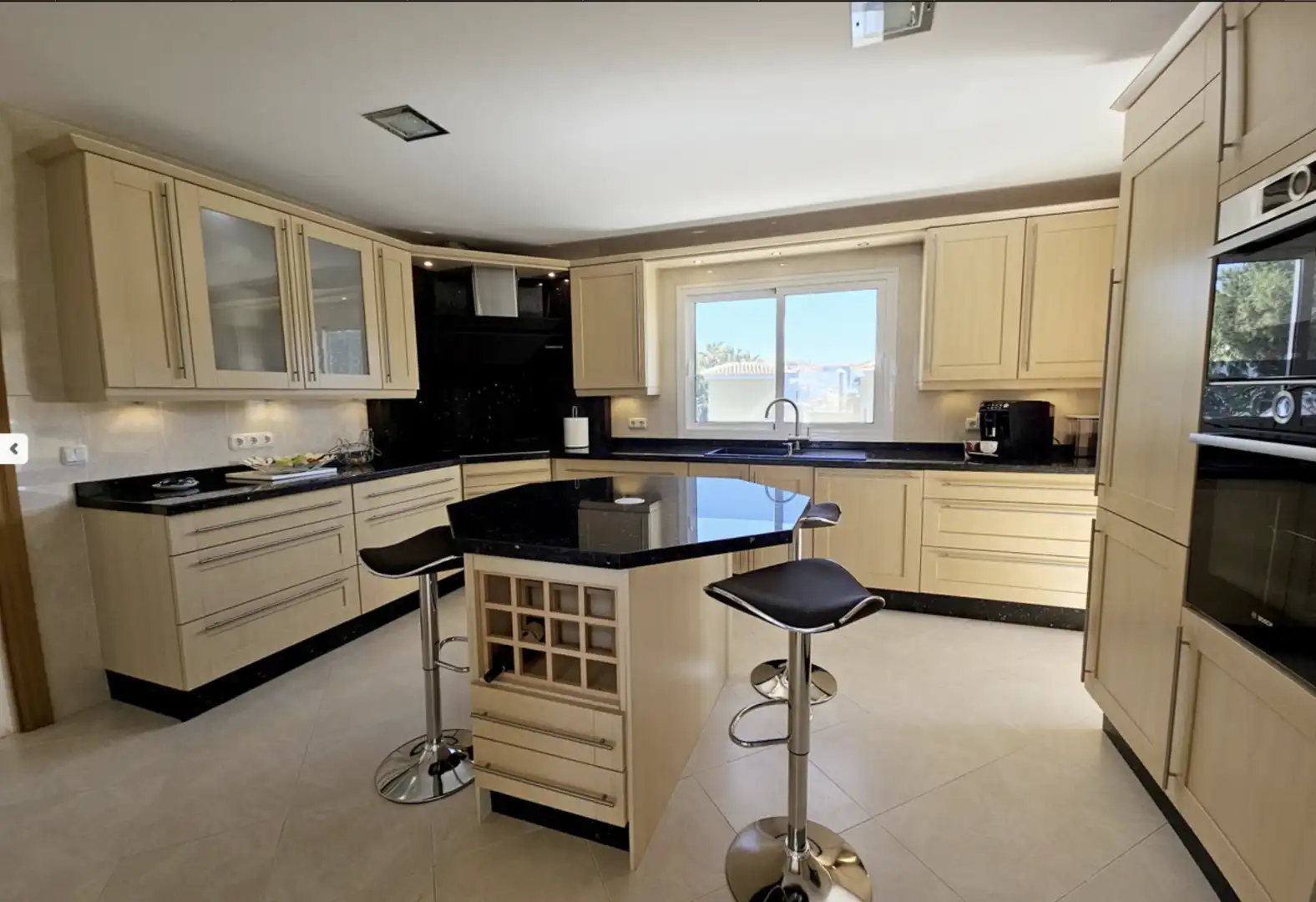 Cocina de Casa o chalet de alquiler en Mijas con Jardín privado, Terraza y Piscina