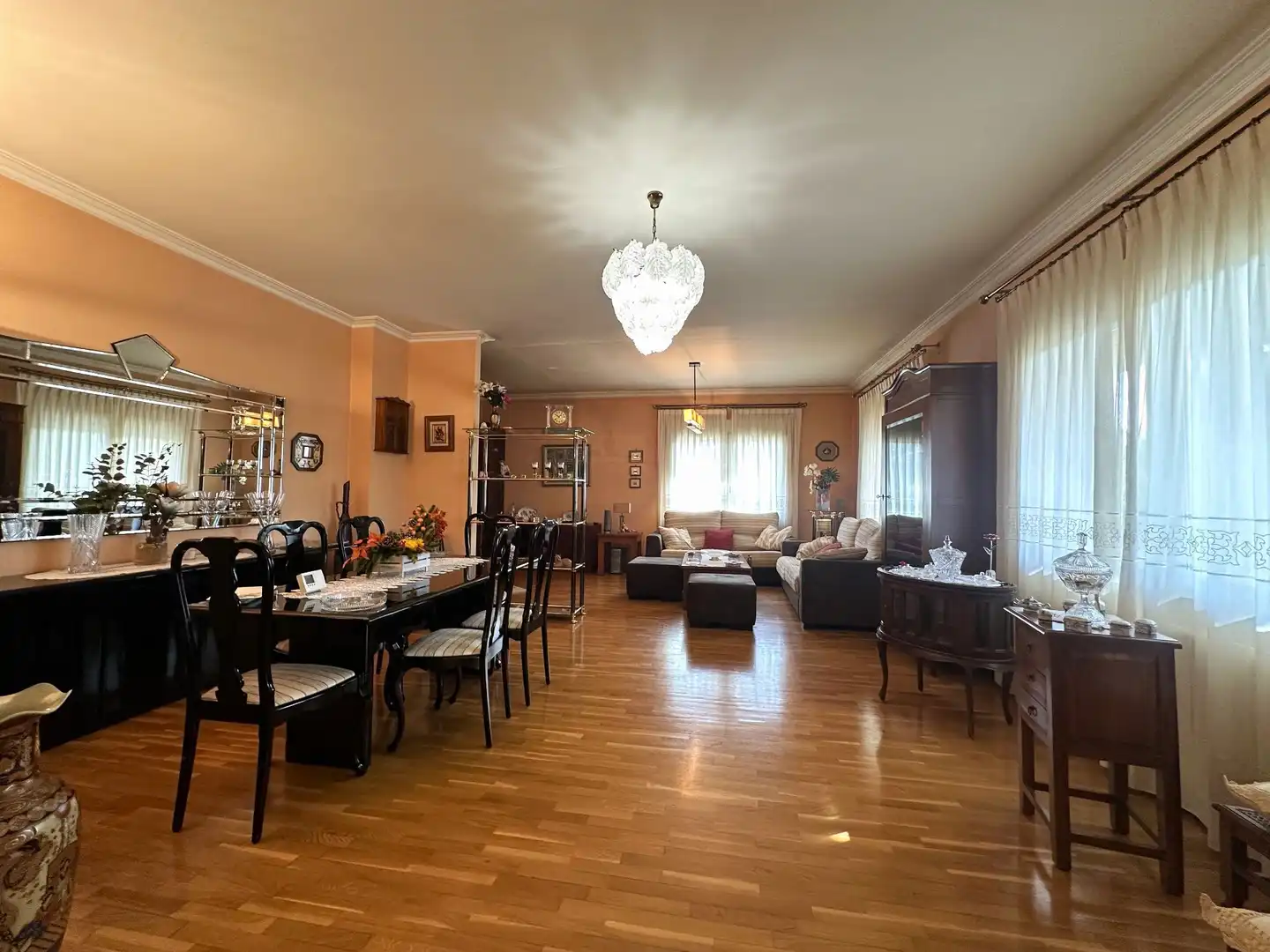 Sala d'estar de Casa o xalet en venda en Ontinyent amb Calefacció, Jardí privat i Terrassa