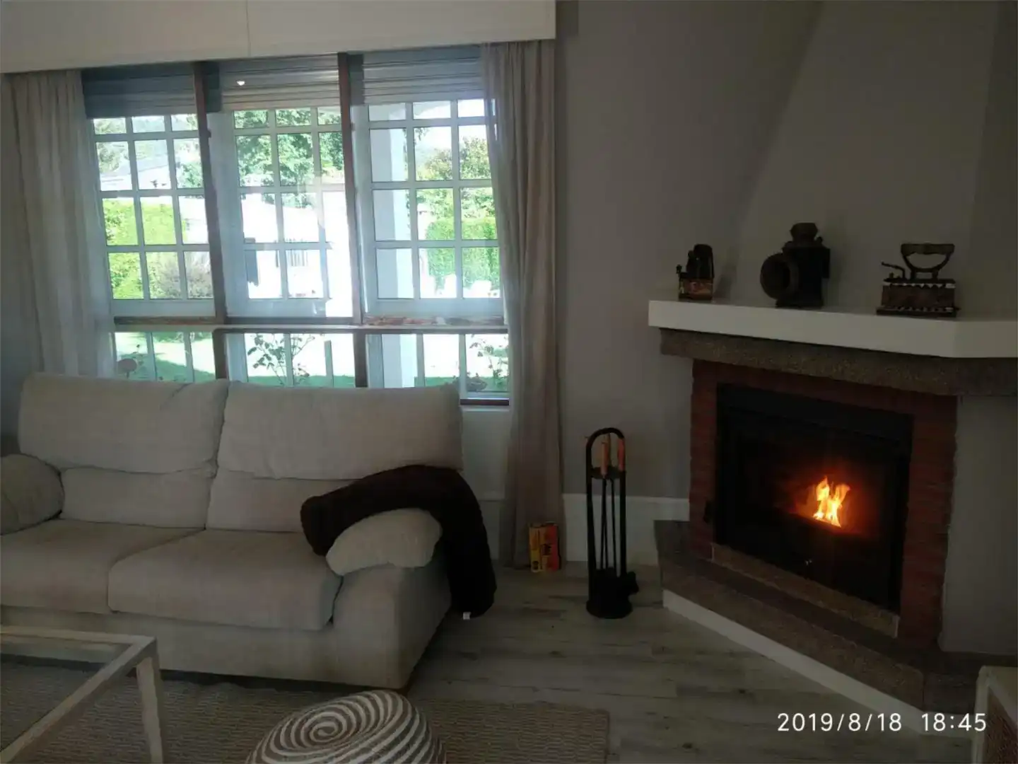 Sala de estar de Casa o chalet de alquiler en Cabanas con Jardín privado, Parquet y Piscina