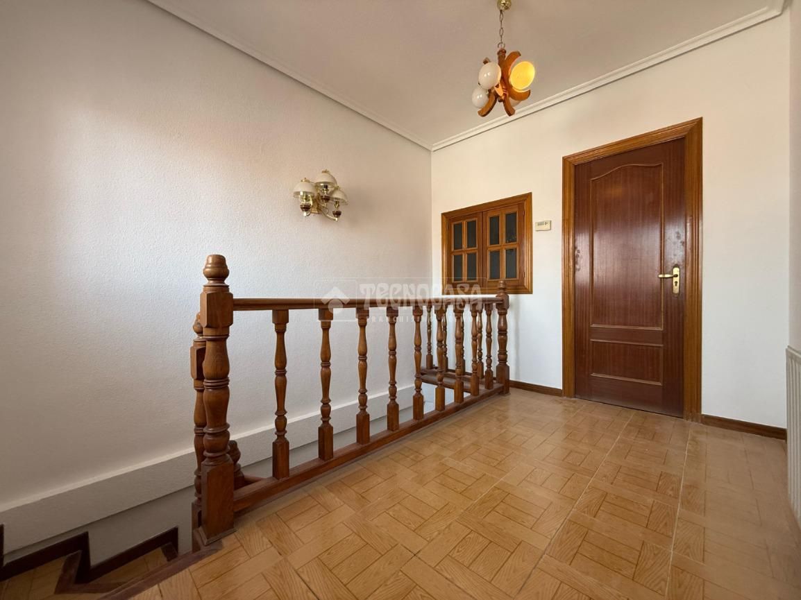 Casa adosada en venta en  Madrid Capital con Aire acondicionado, Calefacción y Terraza