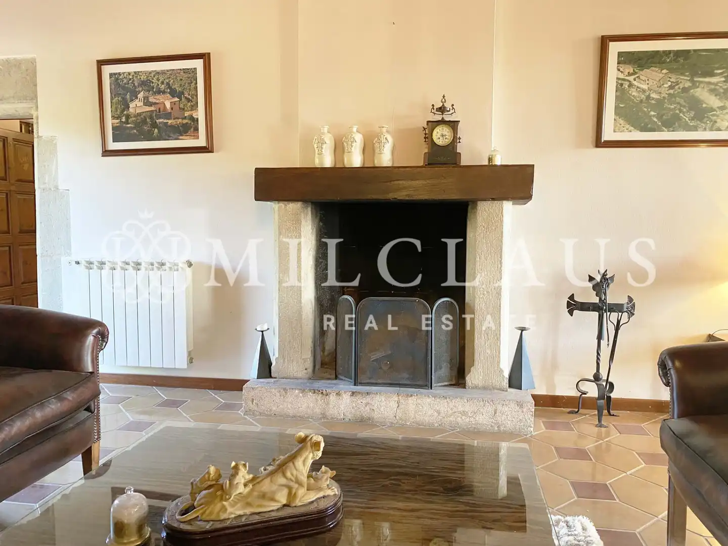 Sala d'estar de Finca rústica en venda en Talamanca amb Aire condicionat, Calefacció i Jardí privat