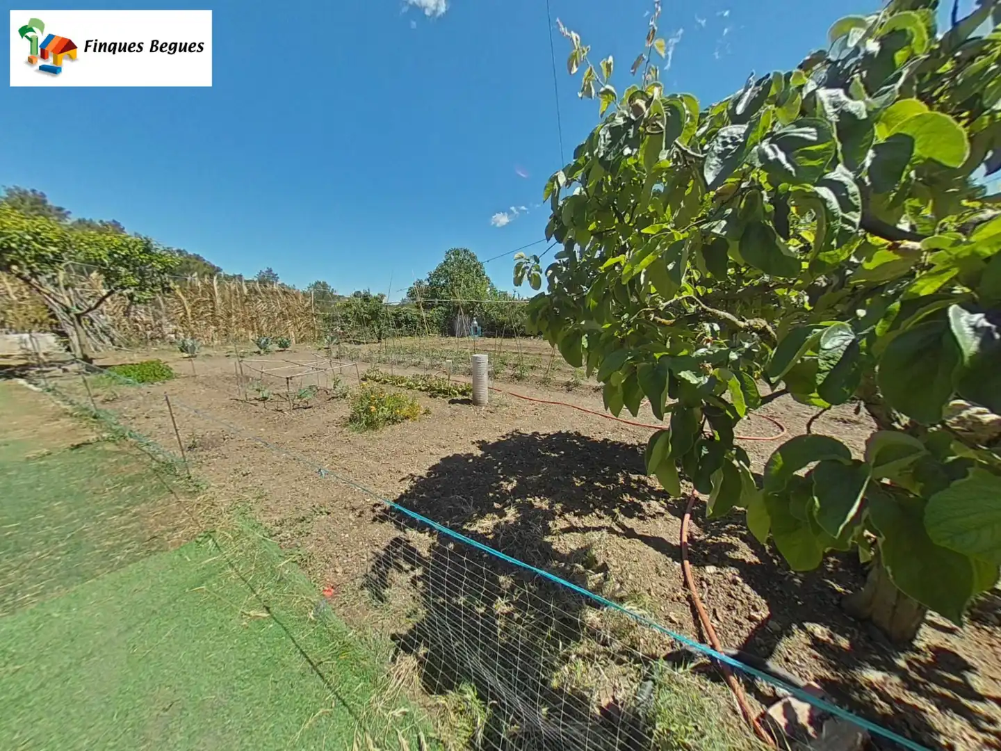 Finca rústica en venda en Begues amb Calefacció, Jardí privat i Moblat