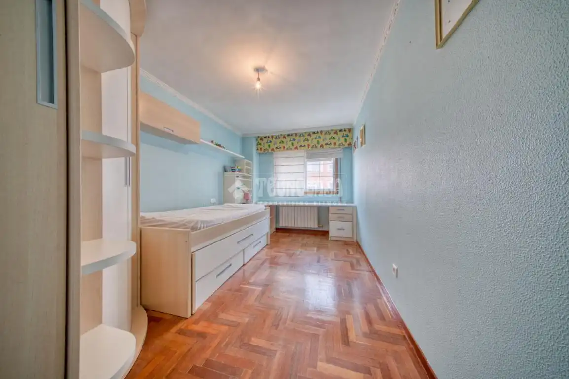 Habitación de Piso en venta en Laguna de Duero con Calefacción y Terraza