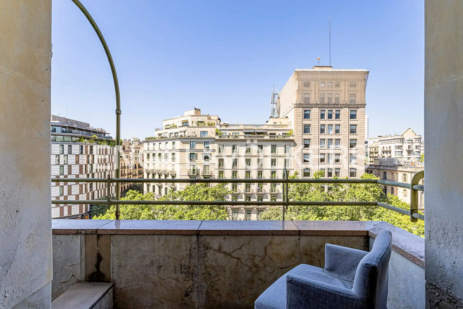 Flat with terrace to rent in Eixample, imagen 2