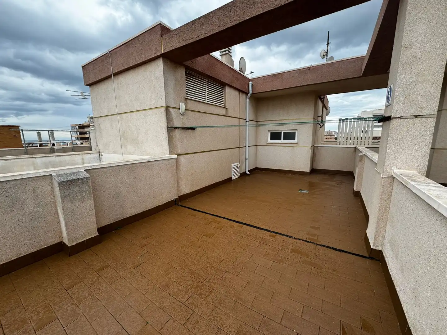 Terrasse von Dachboden zum Verkauf in Torrevieja mit Klimaanlage, Terrasse und Möbliert