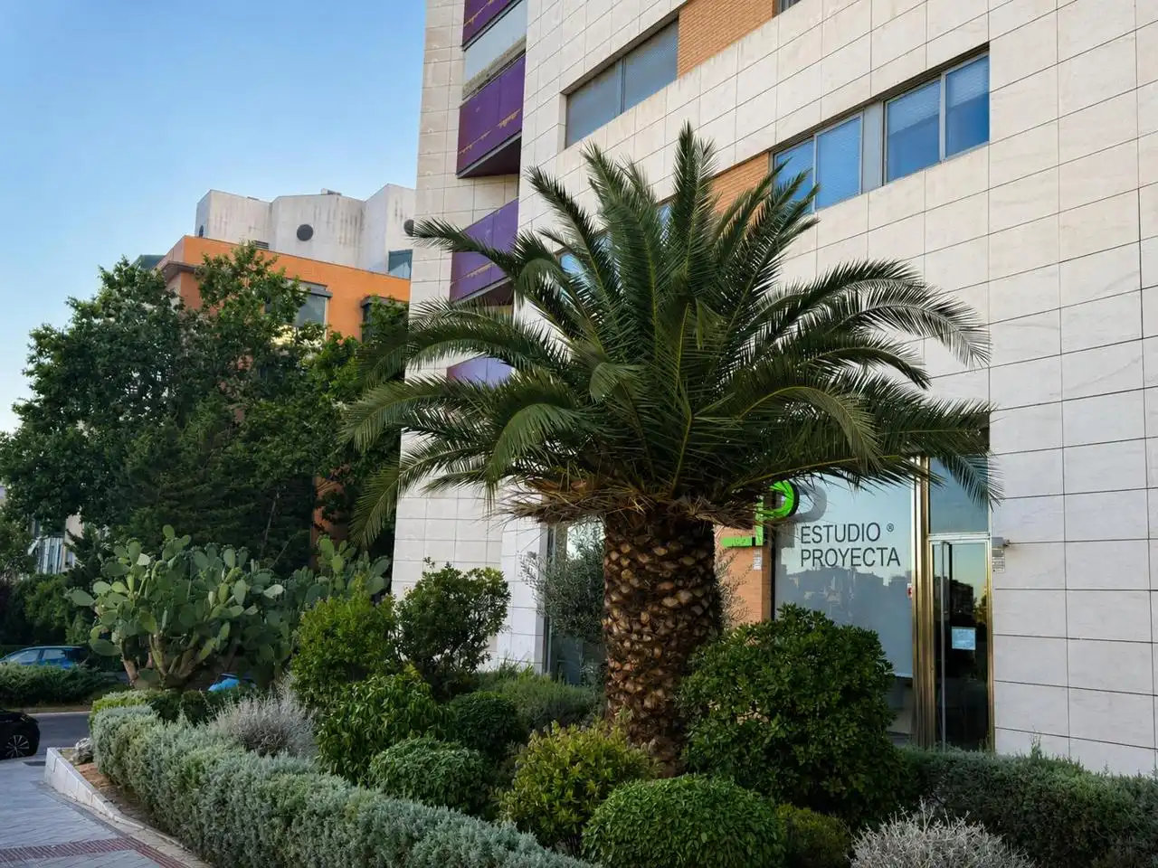 Exterior view of Flat for sale in Madrid  with Air Conditioner, Heating and Parquet flooring