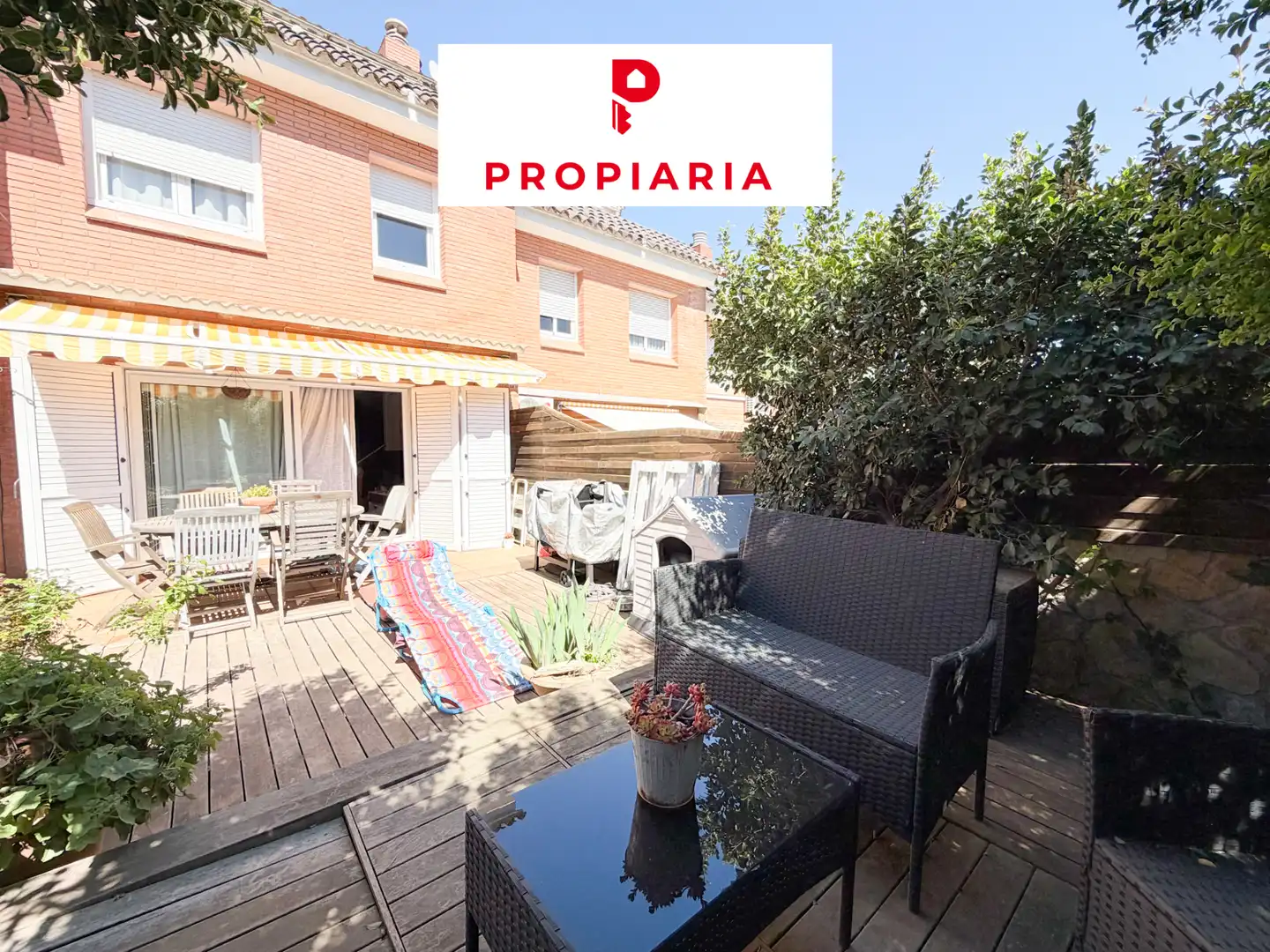 Vista exterior de Casa o chalet de alquiler en Corbera de Llobregat con Aire acondicionado, Calefacción y Jardín privado