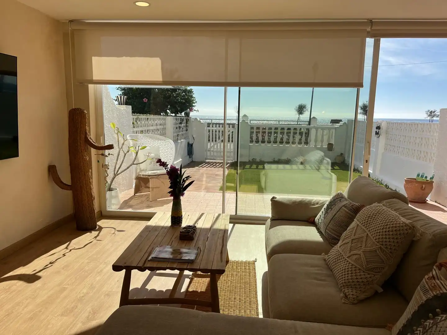 Sala de estar de Casa adosada de alquiler en Vélez-Málaga con Aire acondicionado, Calefacción y Jardín privado