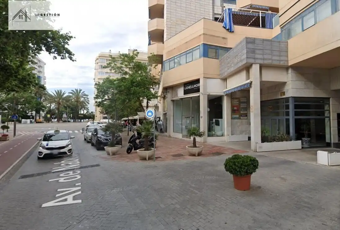 Außenansicht von Büro zum Verkauf in Marbella mit Klimaanlage, Heizung und Möbliert