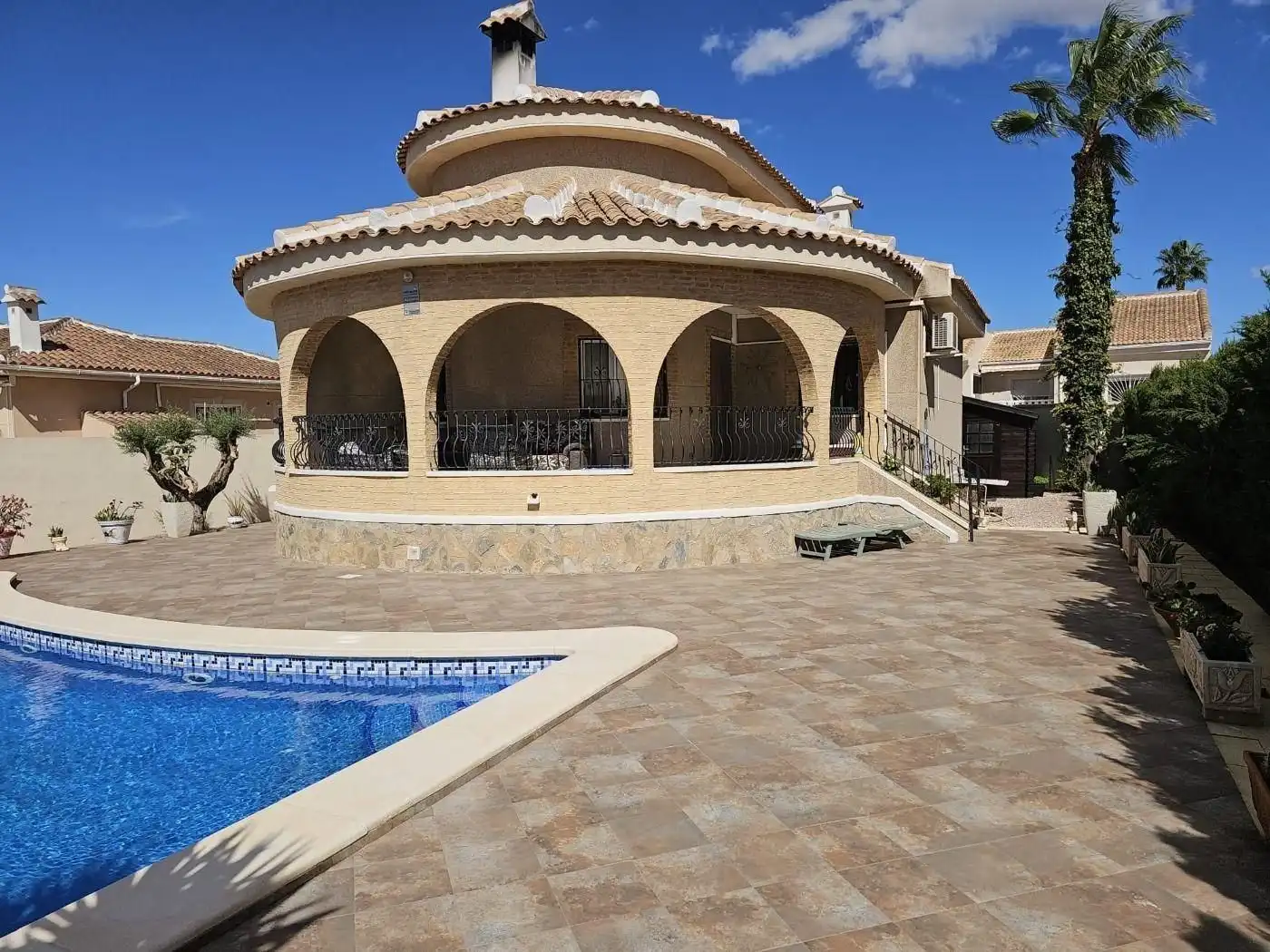Casa con piscina en venta en Benijófar