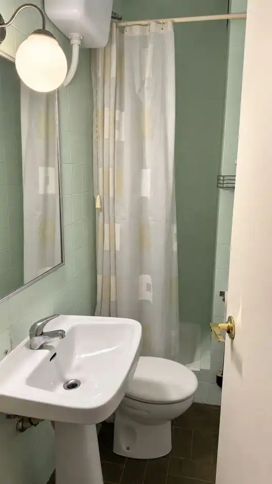 Bany de Apartament en venda en Barcelona