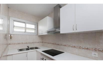 Kitchen of Flat for sale in Sabadell