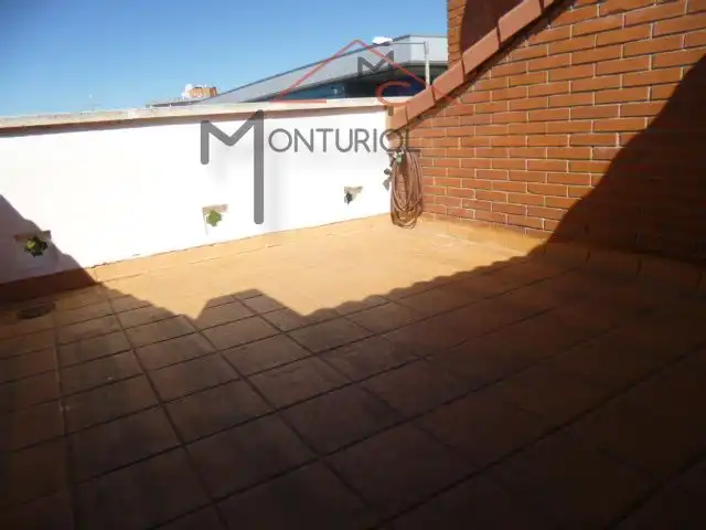 Terrassa de Casa adosada en venda en Sant Joan Despí amb Aire condicionat, Calefacció i Jardí privat