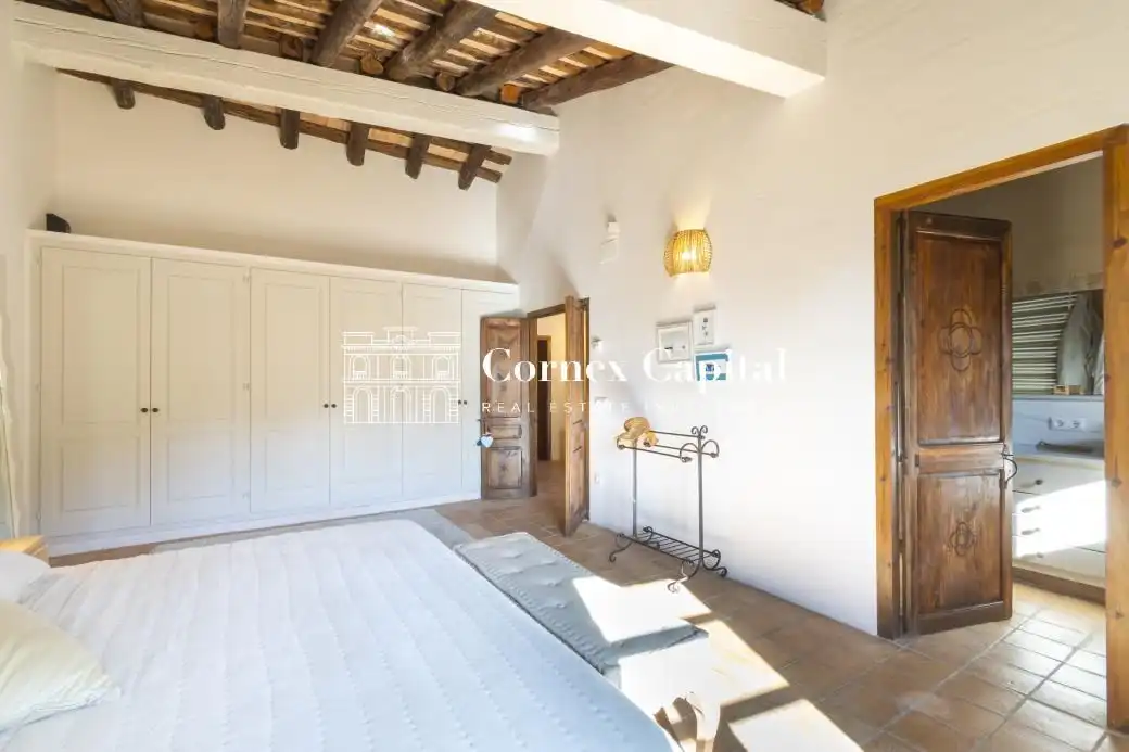Schlafzimmer von Haus oder Chalet zur Miete in Vilopriu mit Klimaanlage, Heizung und Privatgarten