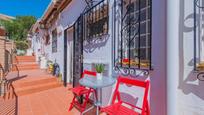 Vista exterior de Estudi en venda en Marbella amb Terrassa