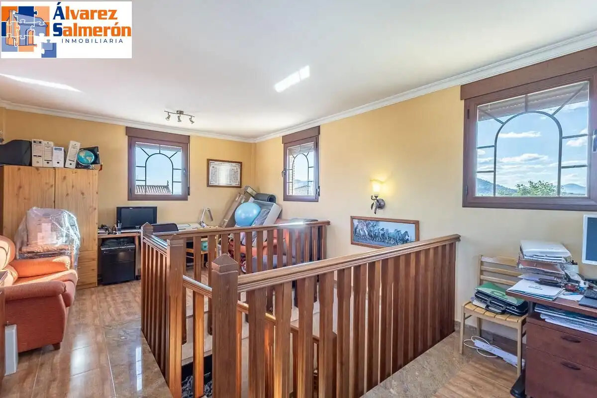Houses for sale in Albolote  with Air Conditioner, Heating and Private garden