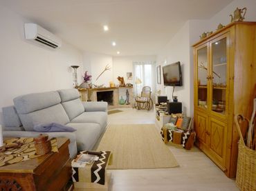 House for sale in Eixample