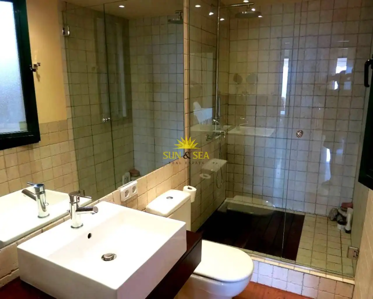 Baño de Apartamento de alquiler en Altea con Aire acondicionado, Calefacción y Terraza
