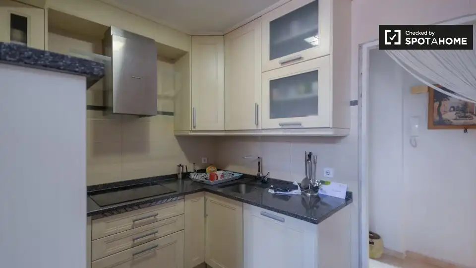 Room in Las Dehesillas - Vereda de los Estudiantes