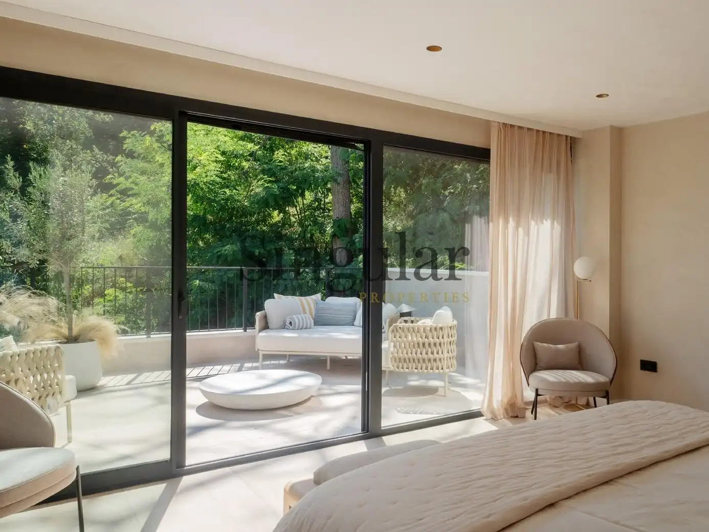 Terrassa de Casa o xalet en venda en Sant Cugat del Vallès amb Aire condicionat, Calefacció i Jardí privat