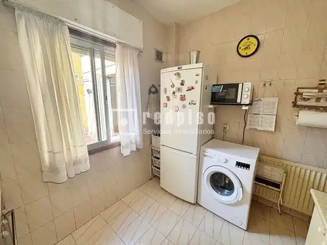 Cuina de Dúplex en venda en Guadalajara amb Calefacció, Terrassa i Moblat