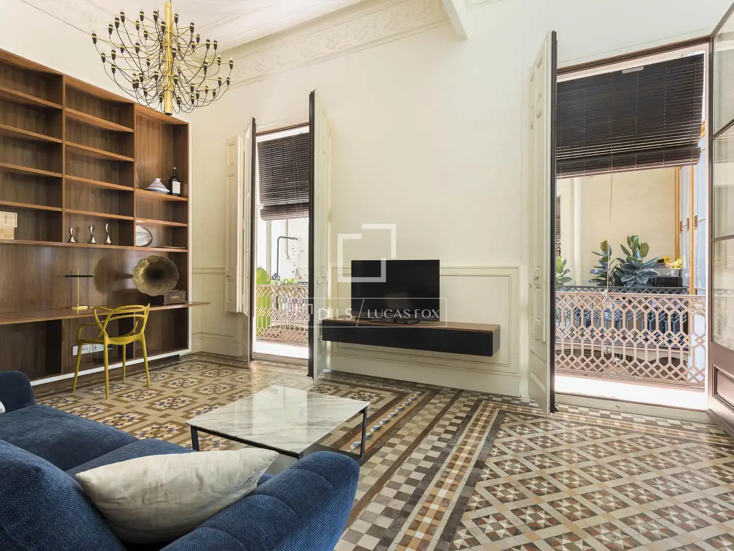 Living room of Flat for rent in Barcelona  with Air Conditioner, Furnished and Balcony