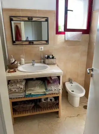 Bathroom of Ground floor for rent in Casares  with Air Conditioner, Private garden and Terrace