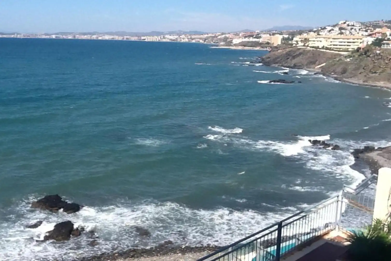 Außenansicht von Wohnungen zum Verkauf in Benalmádena mit Klimaanlage, Heizung und Terrasse