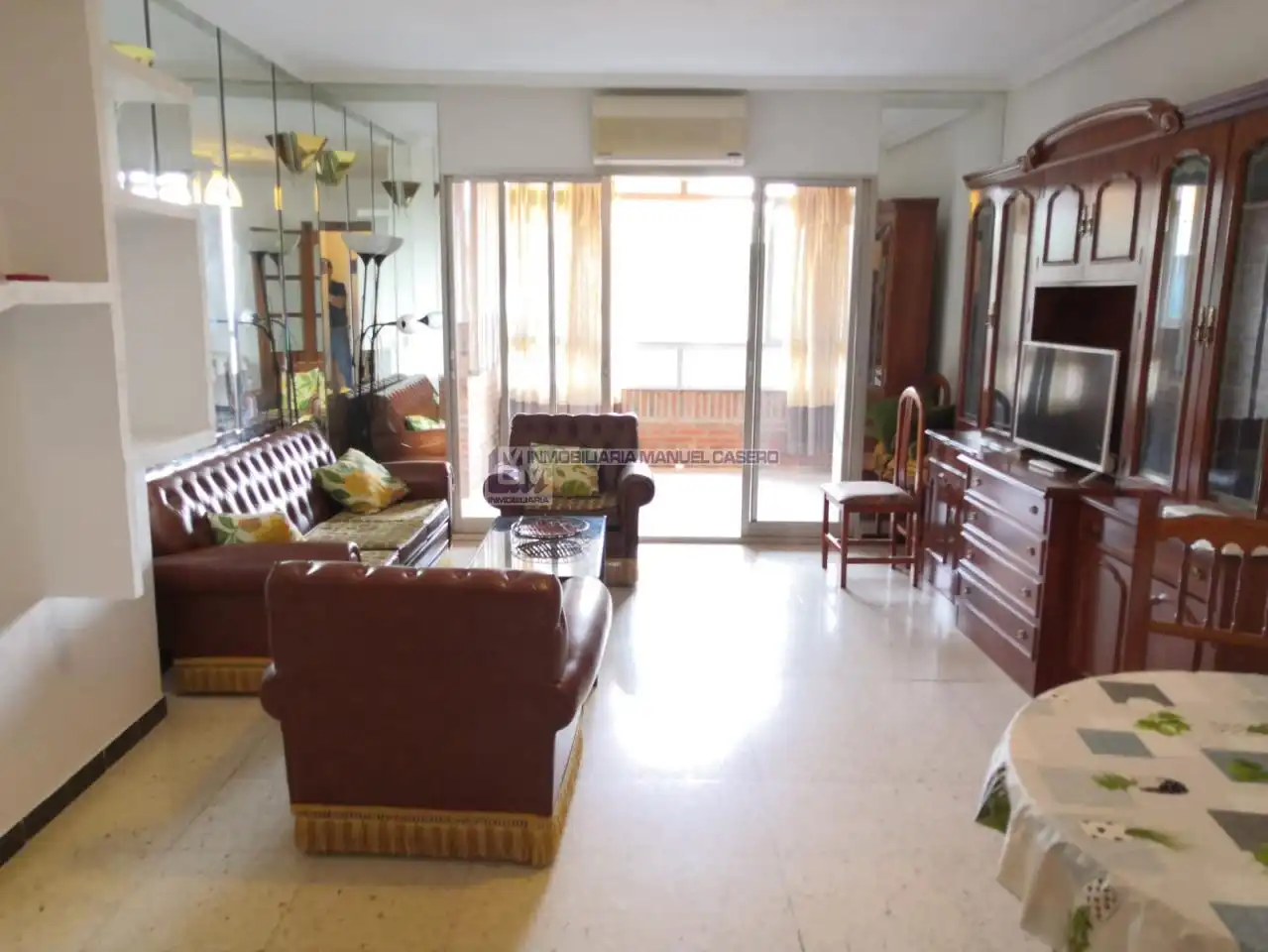 Sala de estar de Piso de alquiler en Cáceres con Aire acondicionado, Calefacción y Terraza