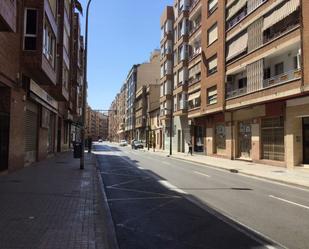 Exterior view of Premises for sale in  Valencia Capital  with Air Conditioner