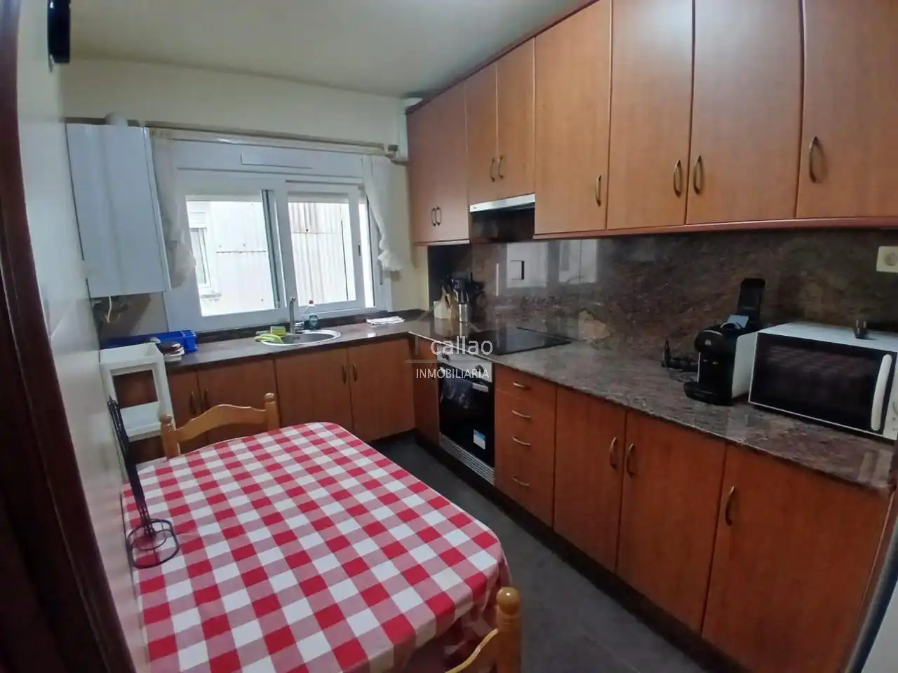 Kitchen of Flat for rent in Ferrol  with Heating and Furnished