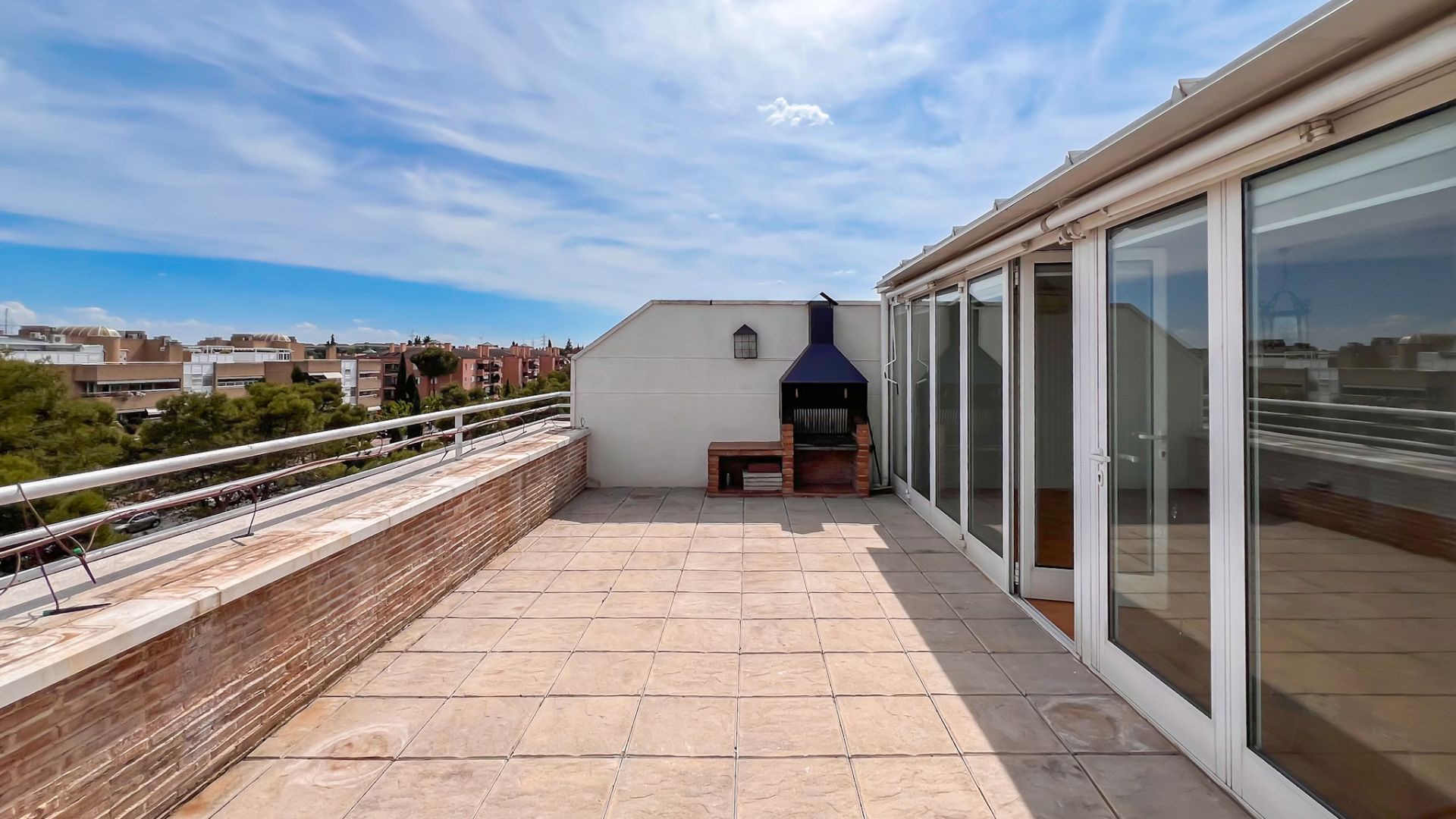 Terrassa de Àtic de lloguer en Pozuelo de Alarcón amb Aire condicionat, Calefacció i Moblat