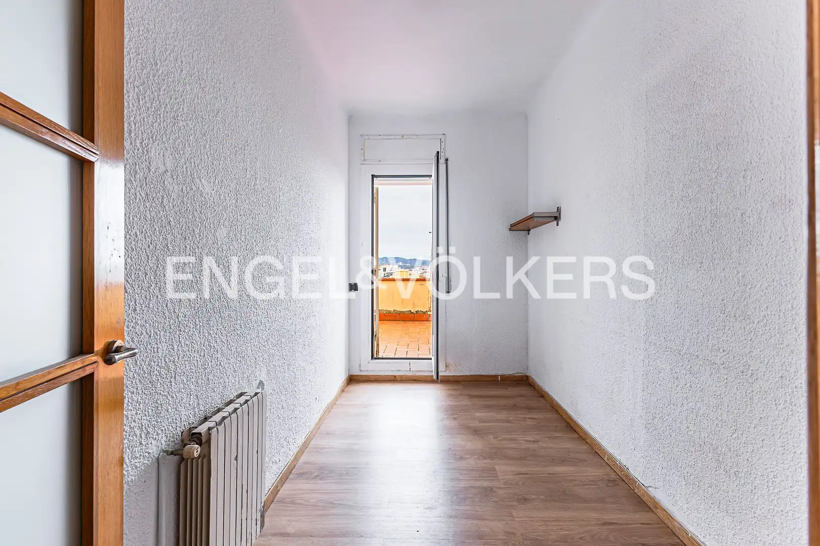 Dachboden zum Verkauf in Barcelona mit Heizung, Parkett und Terrasse