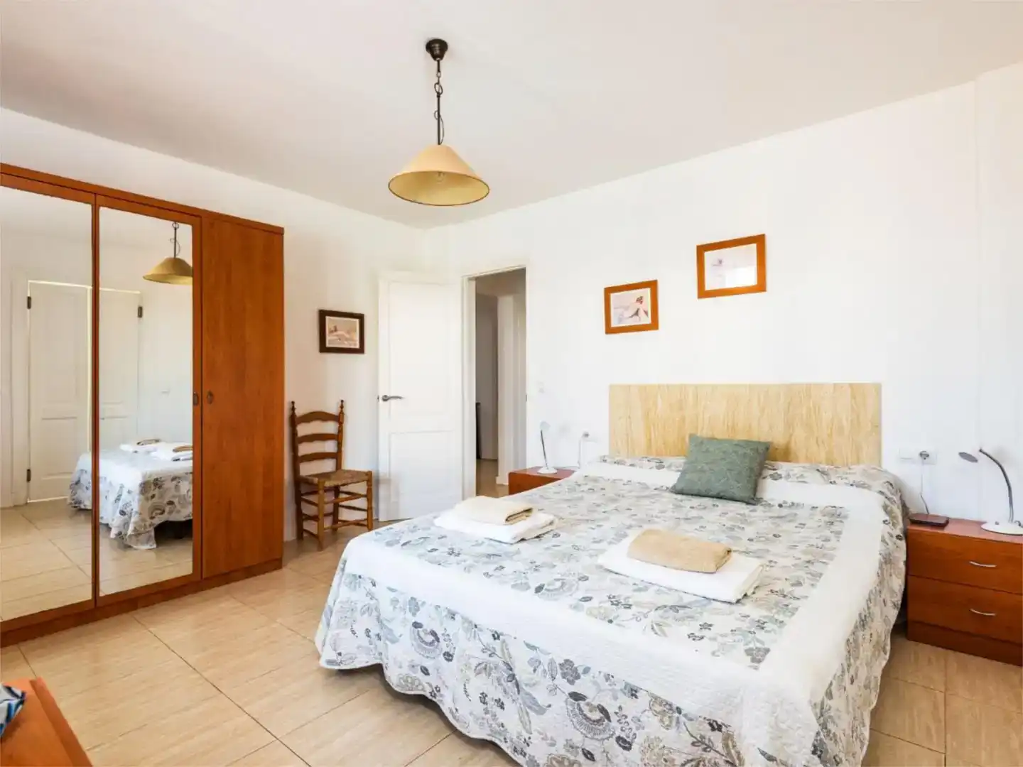 Dormitori de Casa o xalet de lloguer en Ciutadella de Menorca amb Aire condicionat, Jardí privat i Piscina