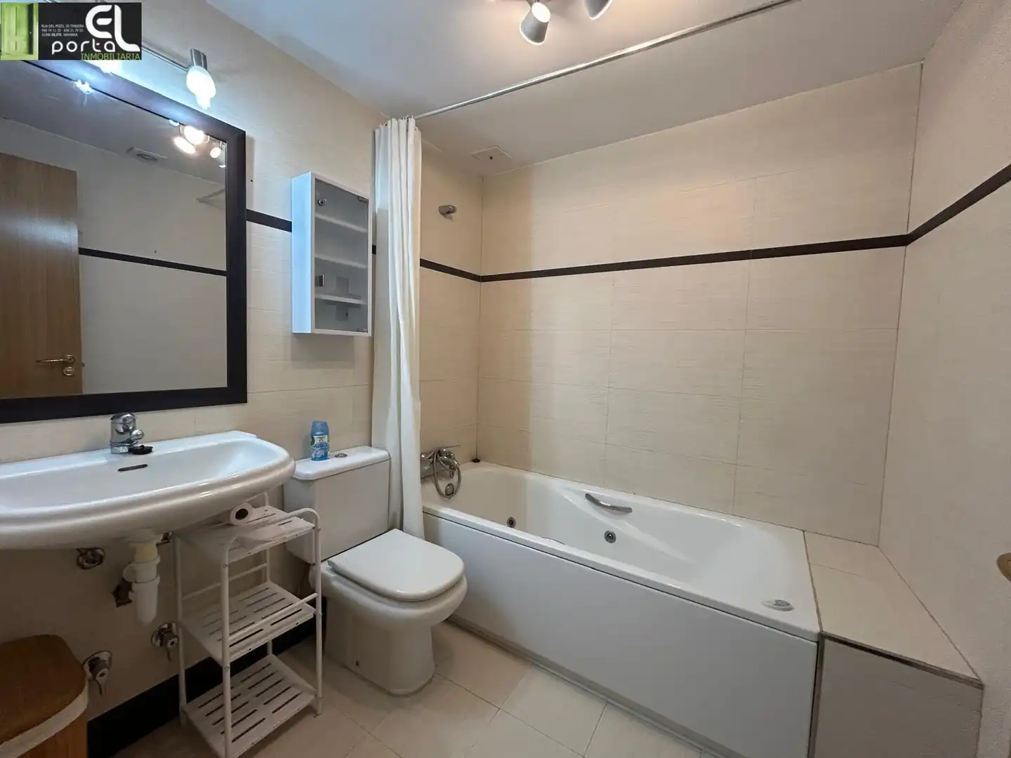 Badezimmer von Wohnungen zur Miete in Olite / Erriberri