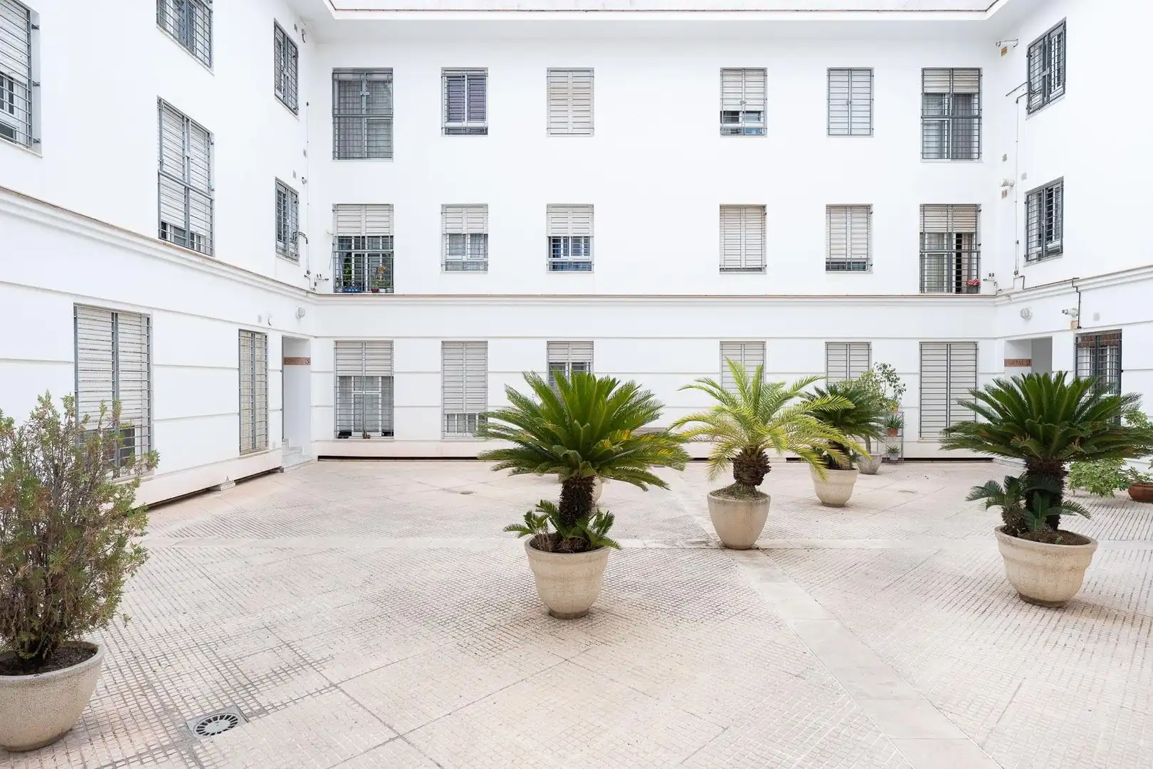 Vista exterior de Piso en venta en Sevilla con Balcón
