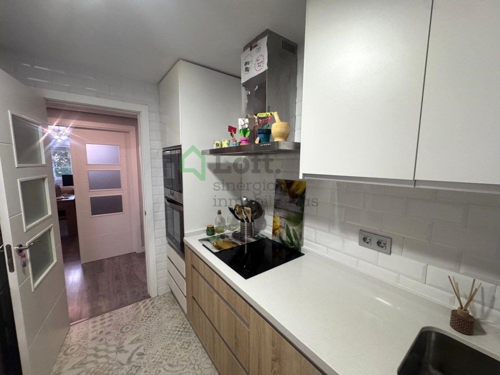 Cocina de Piso en venta en Badajoz Capital con Aire acondicionado, Amueblado y Balcón