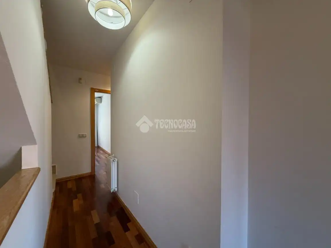 Casa adosada de alquiler en Algete con Aire acondicionado, Calefacción y Jardín privado