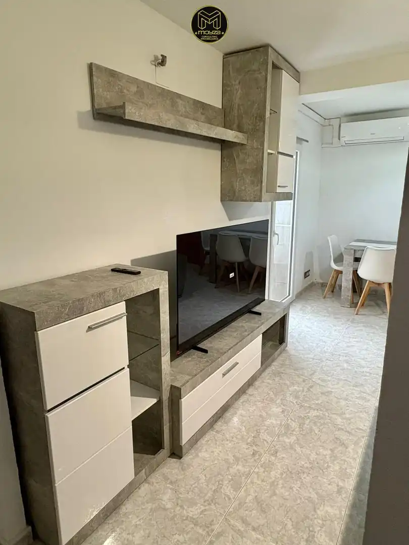 Sala d'estar de Pis en venda en Jaén amb Aire condicionat, Moblat i Balcó