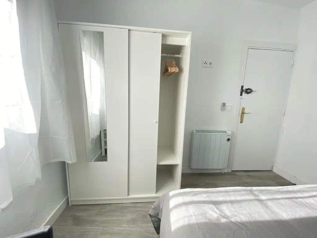 Bedroom of Flat for rent in Madrid  with Heating, Furnished and Oven